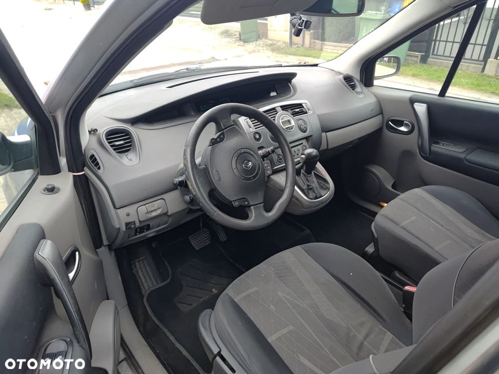 Renault Scenic - 5