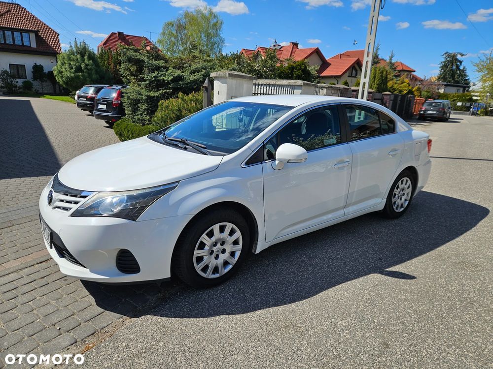 Toyota Avensis 1.6 Active - 2