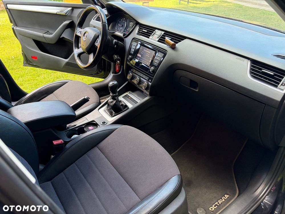 Skoda Octavia 2.0 TDI Ambition - 8
