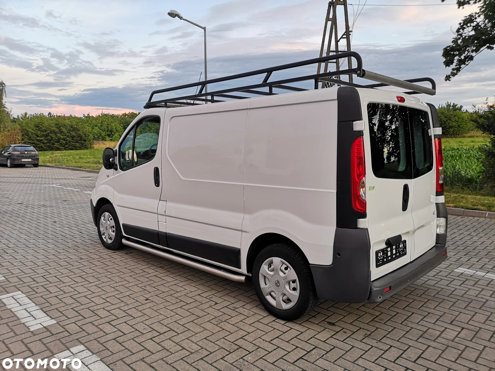 Renault TRAFIC - 22