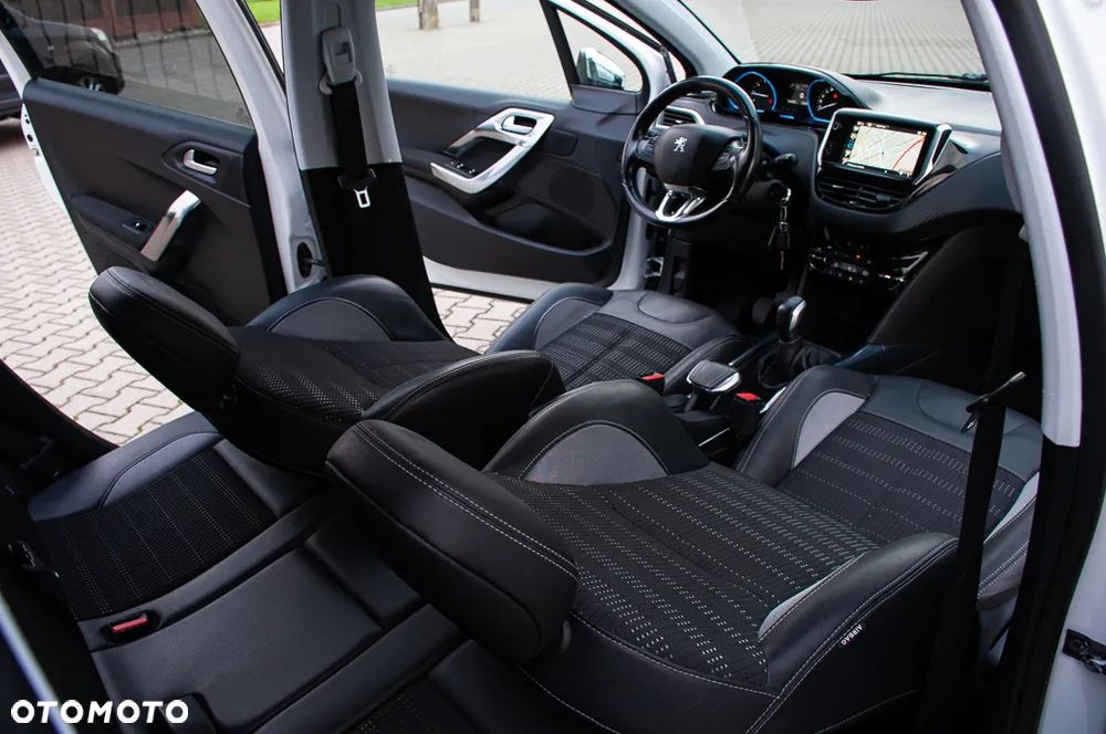 Peugeot 2008 120 VTI Allure - 27