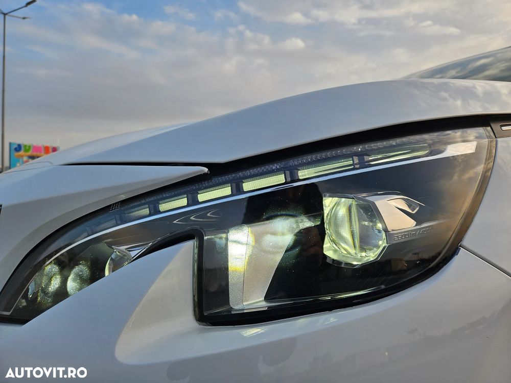 Peugeot 3008 PureTech 130 Stop & Start EAT6 Allure - 31