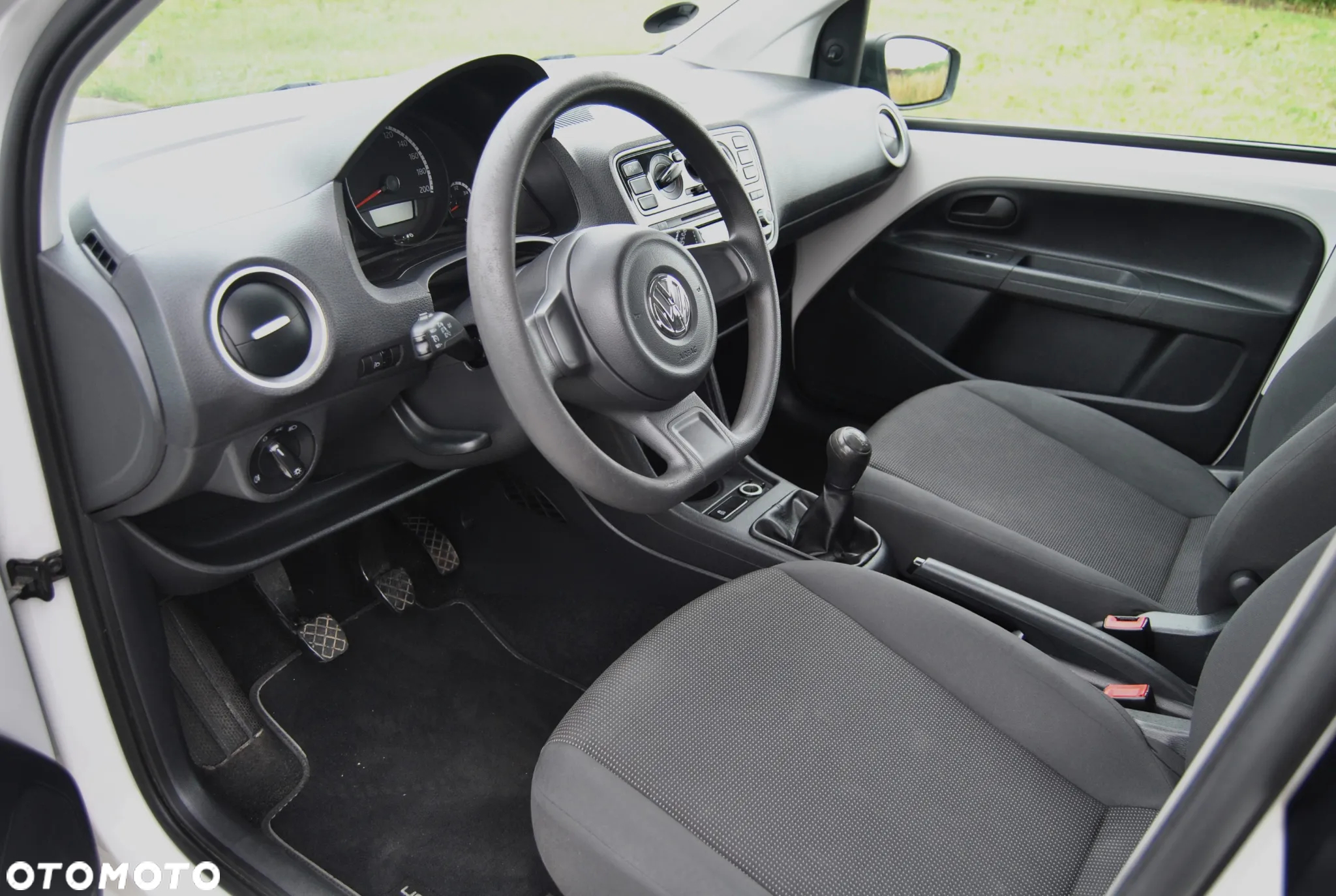 Volkswagen up! 1.0 street - 5