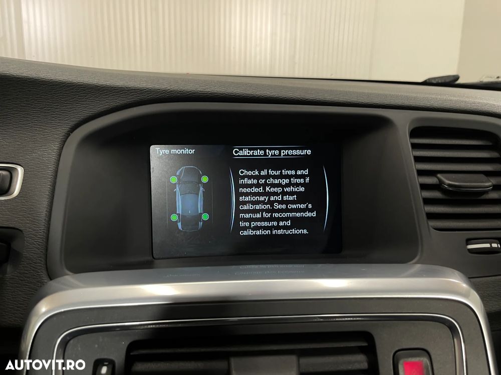 Volvo S60 D3 Geartronic Momentum - 16