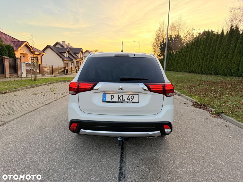 Mitsubishi Outlander - 27