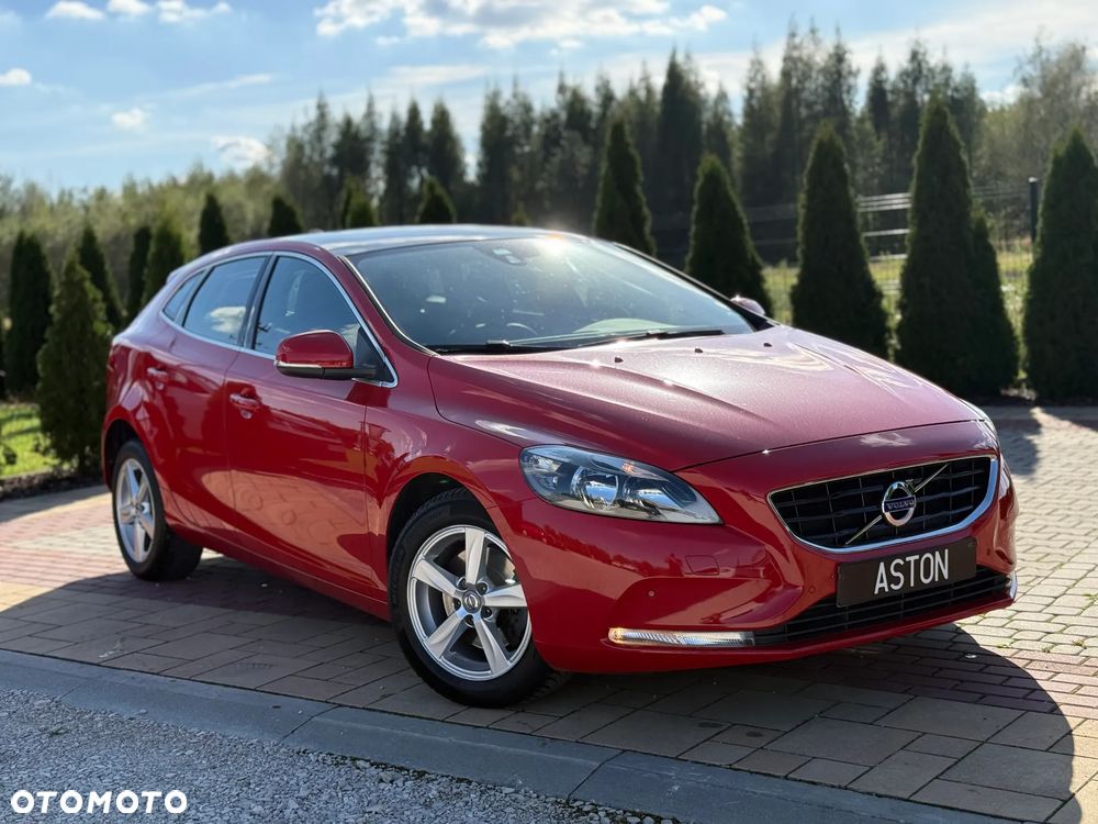 Volvo V40 T2 Momentum - 4