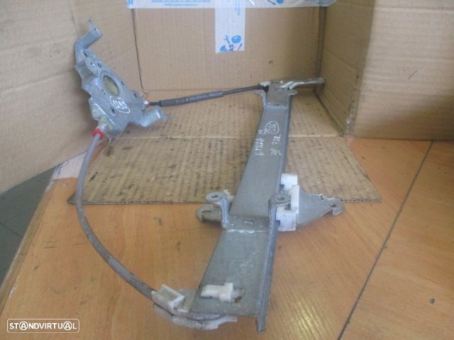 Elevador Sem Motor ELEVSM1292 NISSAN MICRA 2003 3P FD NISSAN MICRA 2003 3P FD - 1