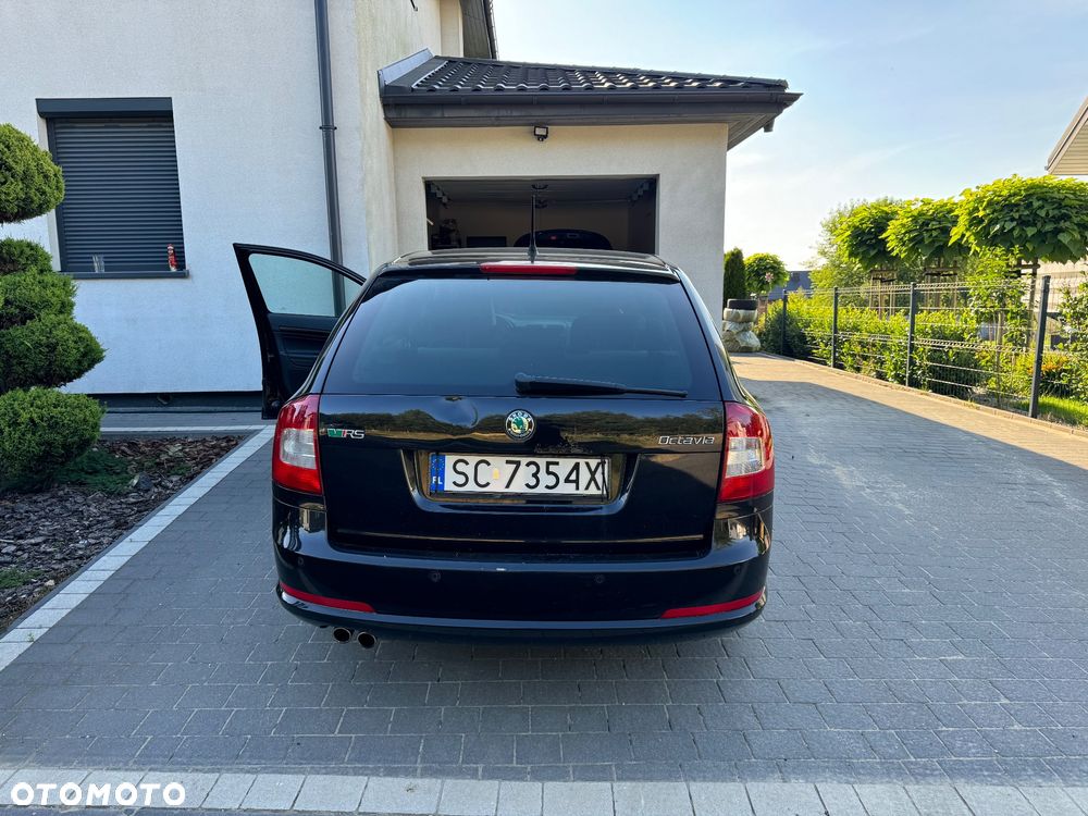 Skoda Octavia 2.0 TDI DPF RS DSG - 4