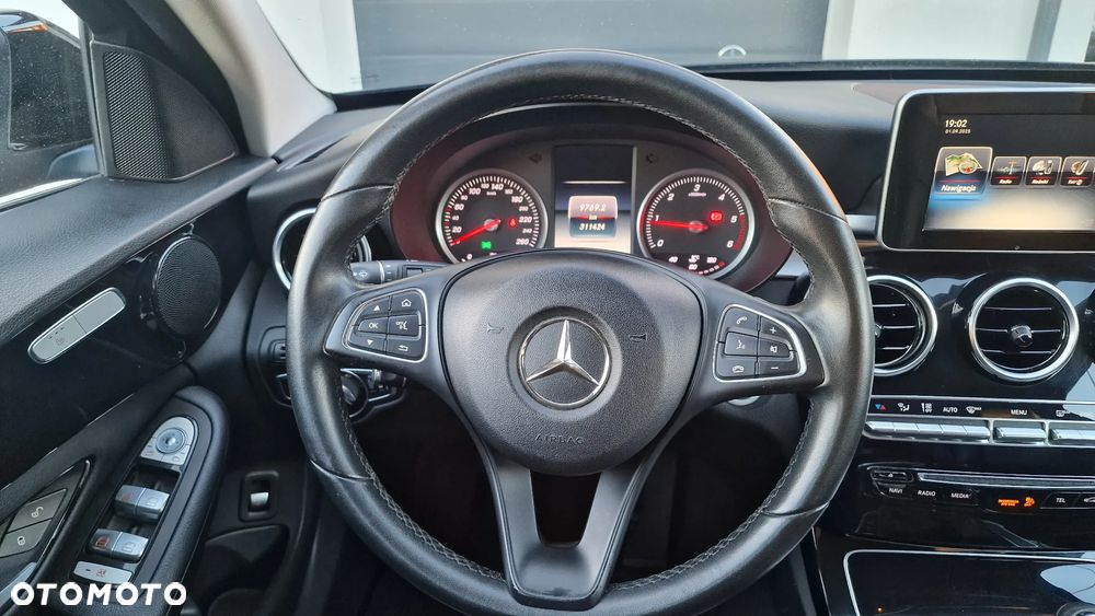 Mercedes-Benz Klasa C 200 (BlueTEC) d T Avantgarde - 38