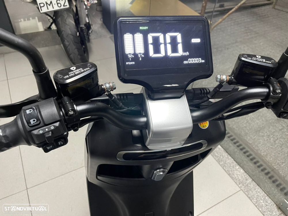 Yadea G5S 125 - 4
