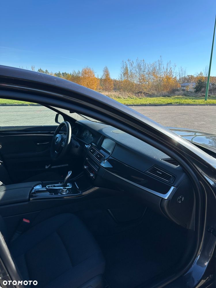 BMW Seria 5 - 24