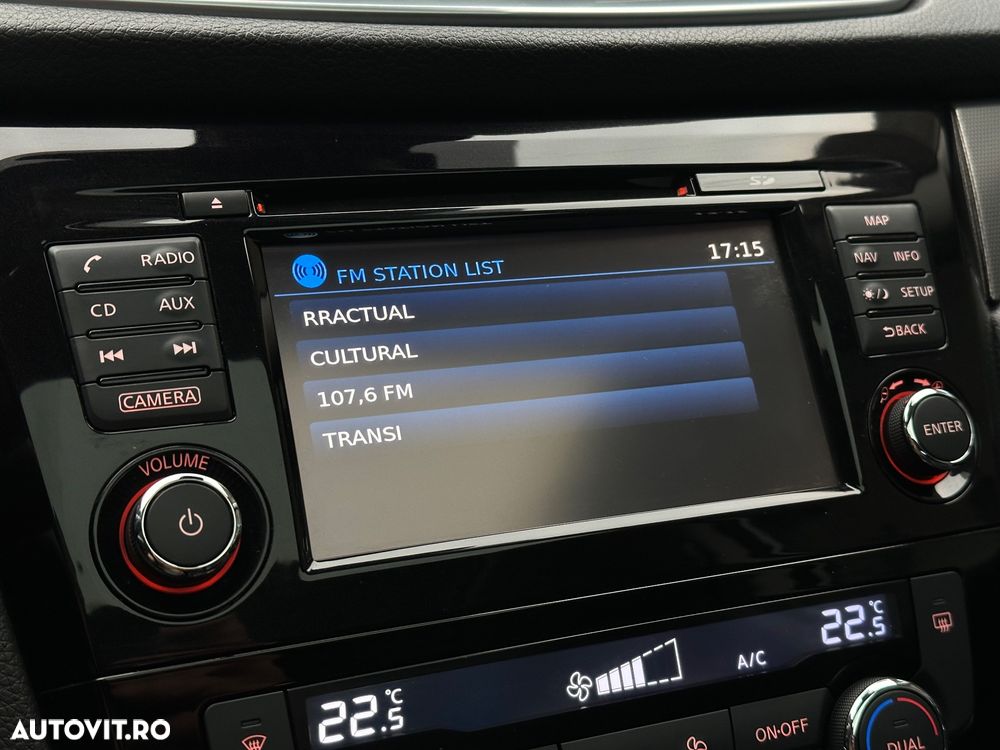 Nissan Qashqai 1.3 DIG-T N-CONNECTA - 16