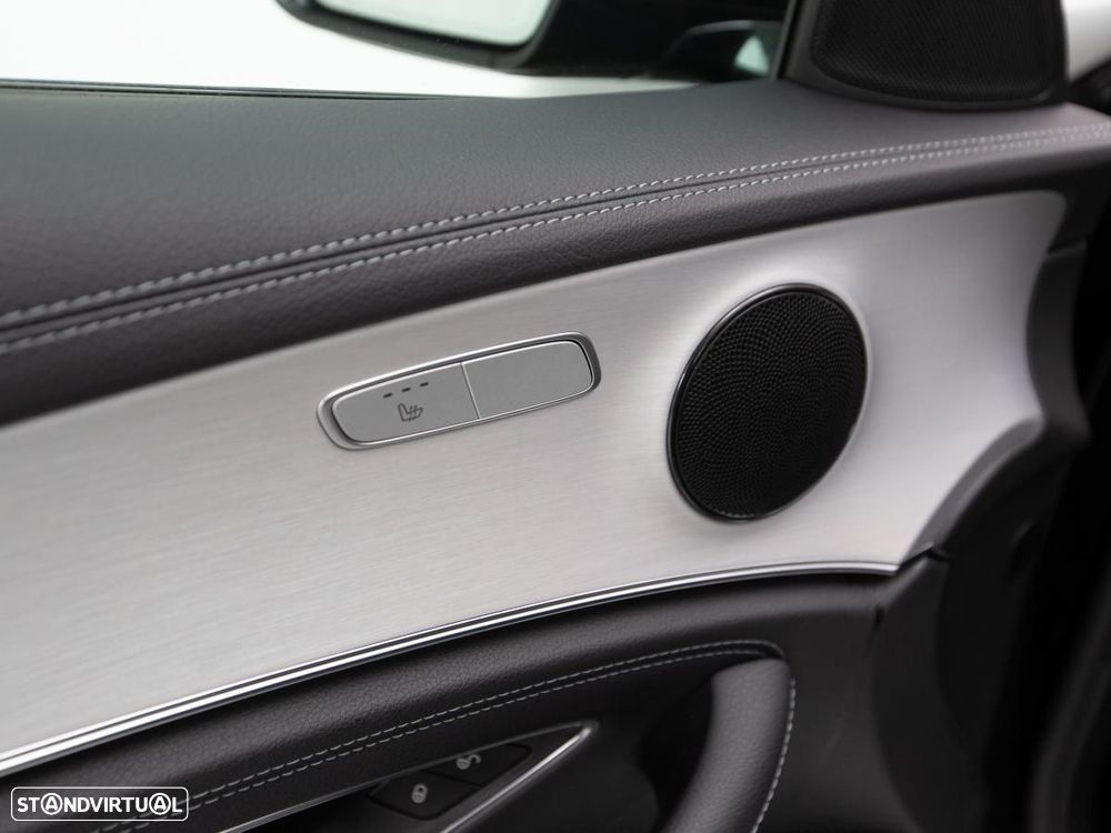 Mercedes-Benz E 300 de 9G-TRONIC AMG Line - 17