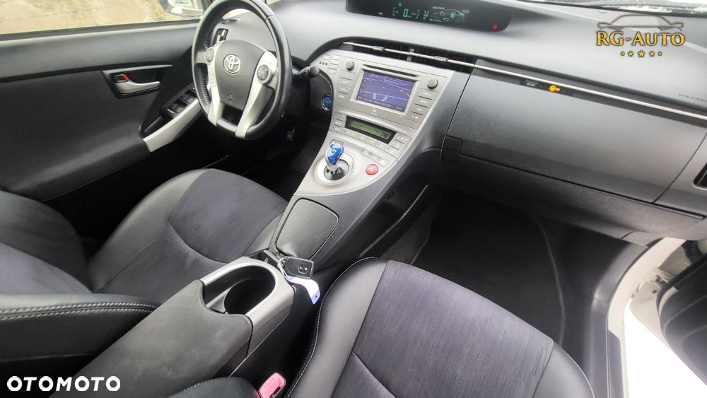 Toyota Prius - 38