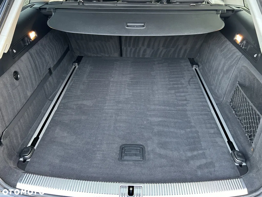 Audi A6 Avant 2.0 TDI Ultra S tronic - 33