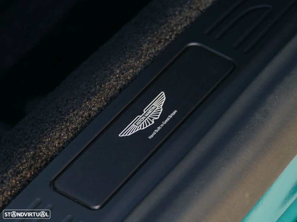 Aston Martin Vantage Coupe V8 - 50