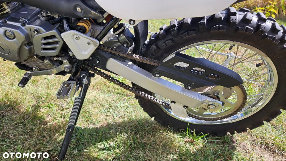 Yamaha TTR - 9