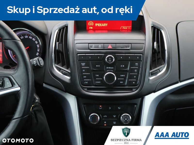 Opel Zafira - 15