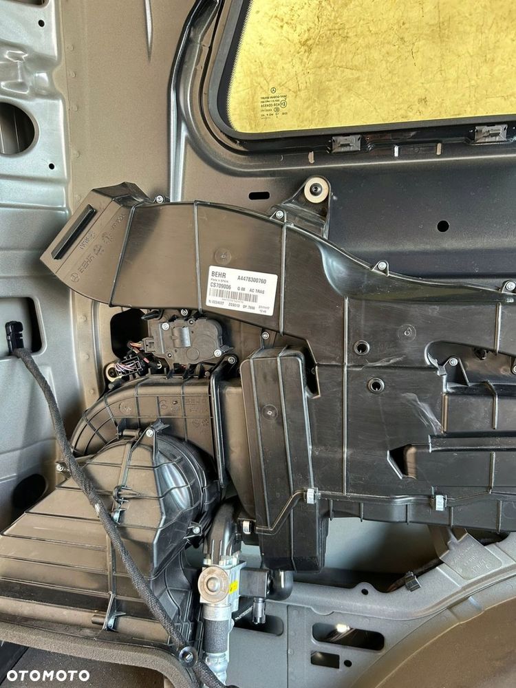NAGRZEWNICA DMUCHAWA KOMPLET MB MERCEDES-BENZ VITO W447 2017 A4478300760 - 2
