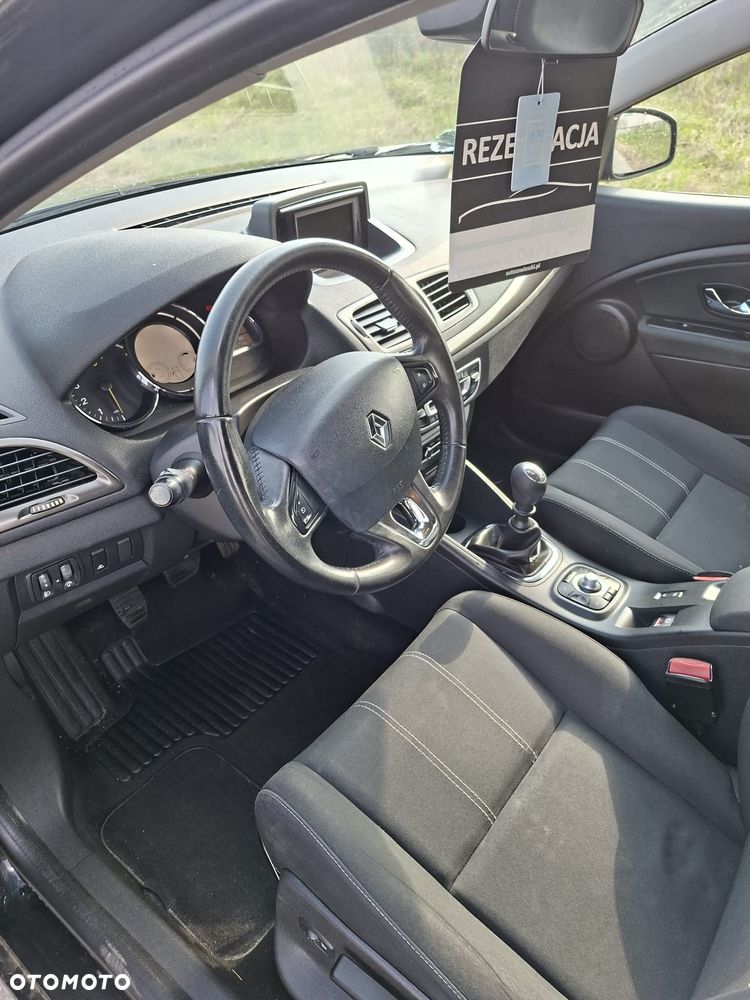 Renault Megane ENERGY dCi 110 Start & Stop LIMITED - 9