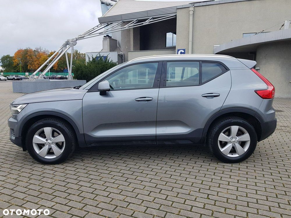 Volvo XC 40 T4 Momentum - 8