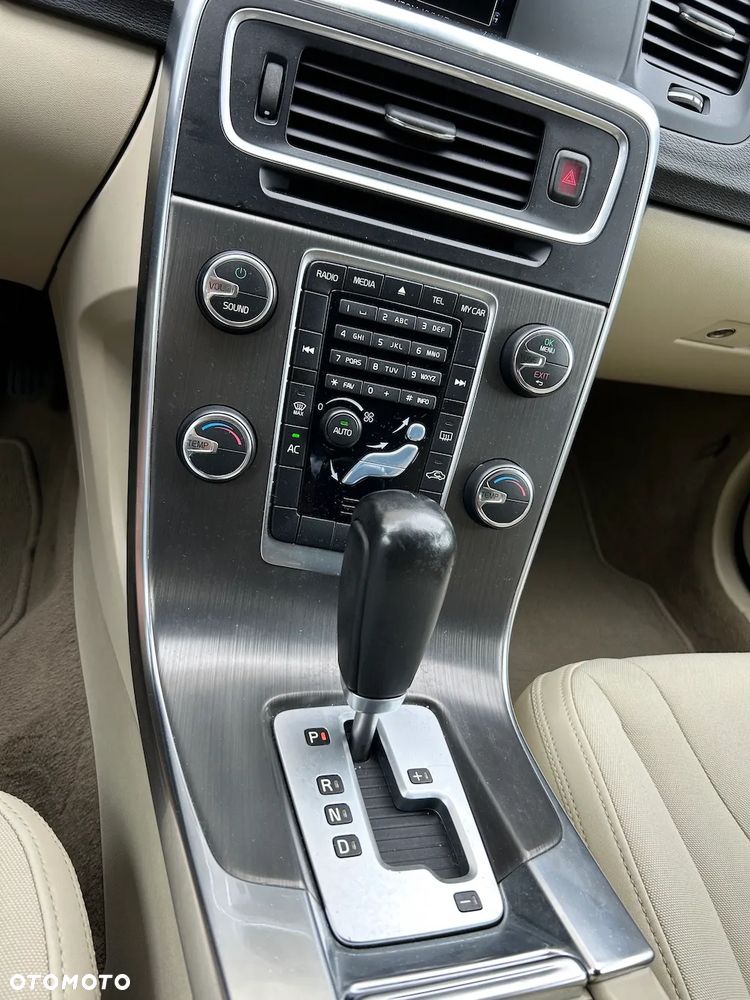 Volvo S60 - 19