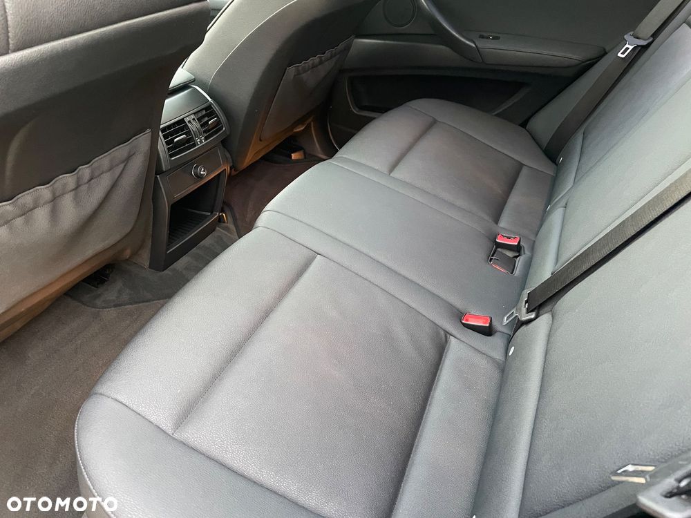 BMW X5 xDrive30d - 36