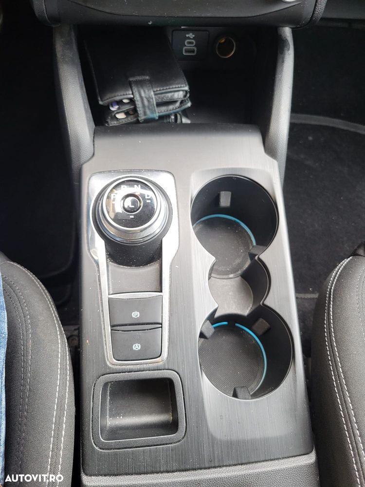 Ford Focus 1.5 EcoBlue Start-Stopp-System Aut. TITANIUM - 11