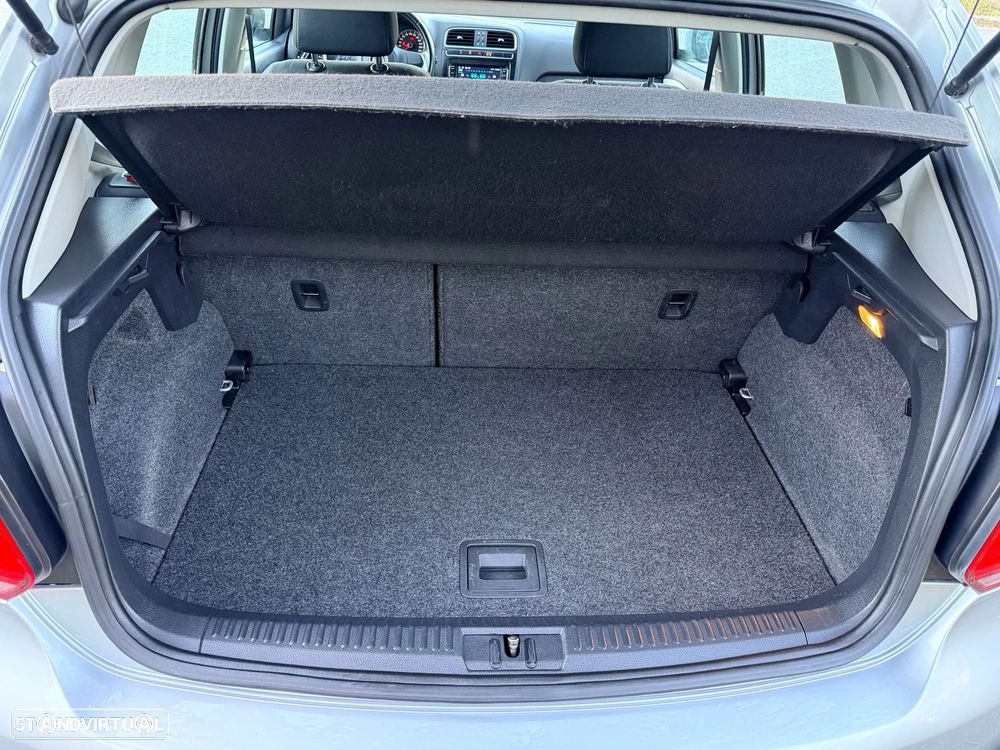 VW Polo 1.6 TDI Confortline BlueMotion - 14