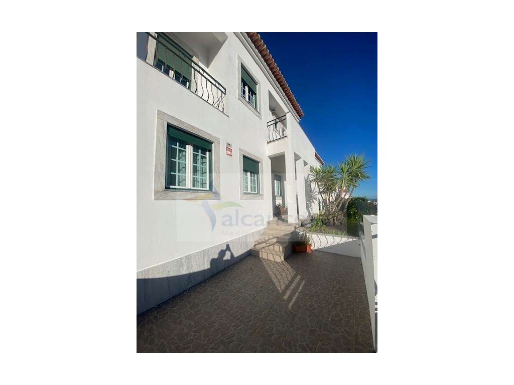 Moradia Exclusiva de Alto Padrão com Espaços Exterior Privativo - Grande imagem: 3/46