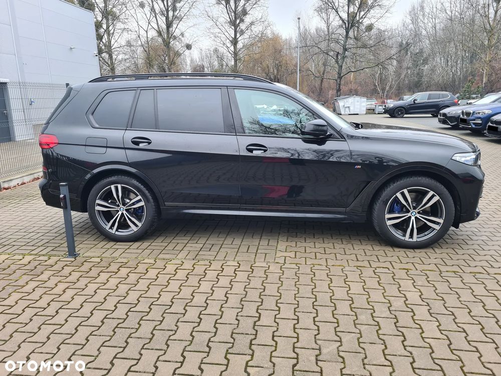 BMW X7 - 6