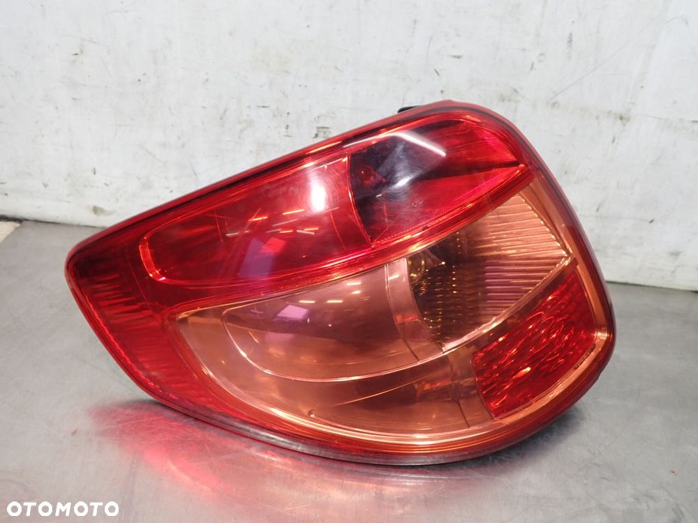 LAMPA LEWA TYLNA SUZUKI SX4 1.6 - 2