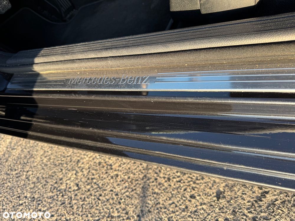 Mercedes-Benz Klasa C 180 Kompressor BlueEFFICIENCY - 13