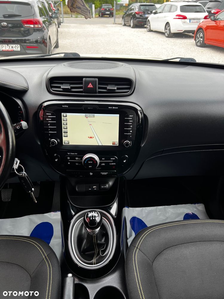 Kia Soul 1.6 CRDI Attract - 16