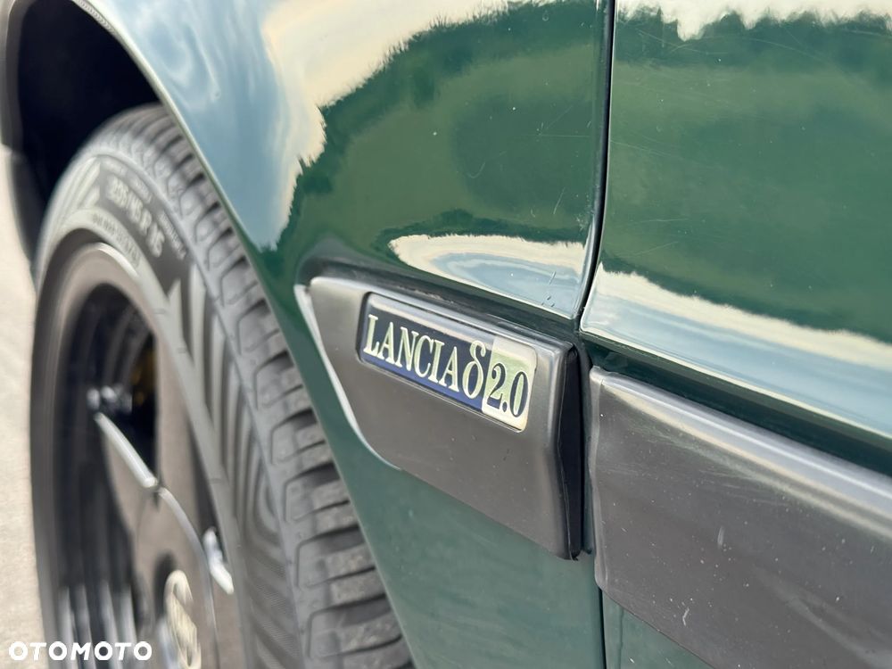 Lancia Delta 2000 - 26