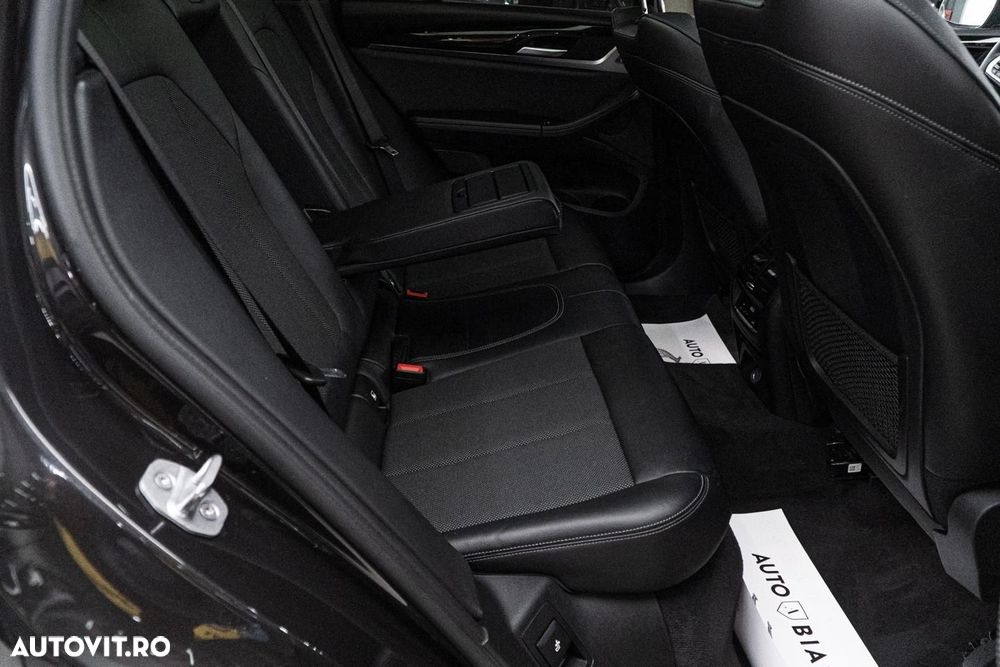 BMW X3 xDrive30i AT Luxury Line - 8