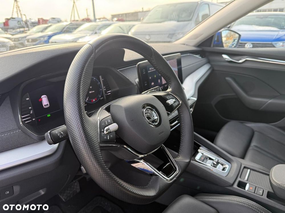 Skoda Octavia 2.0 TDI Style DSG - 11