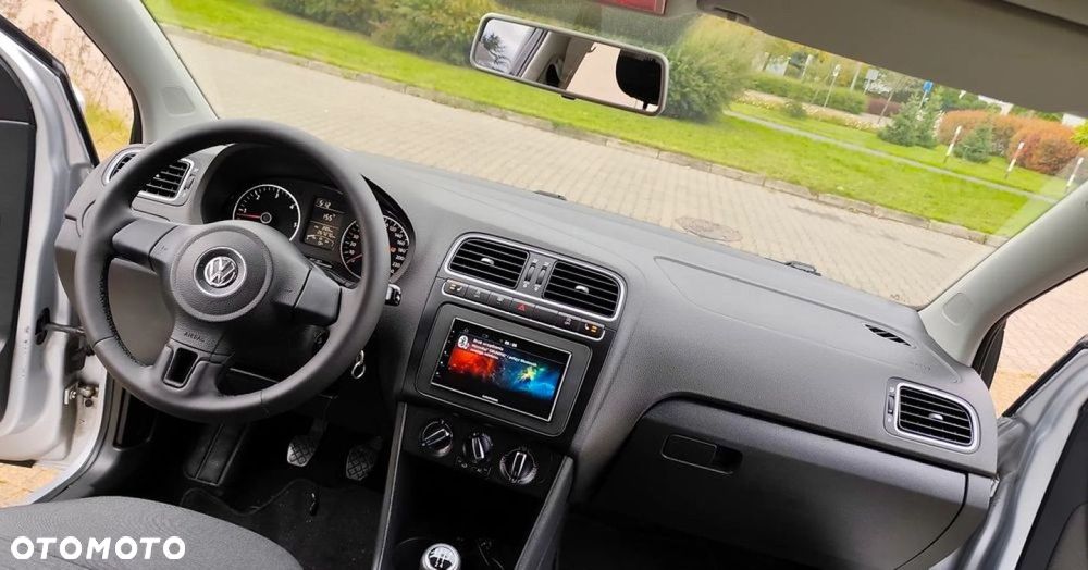 Volkswagen Polo 1.6 TDI Highline - 6