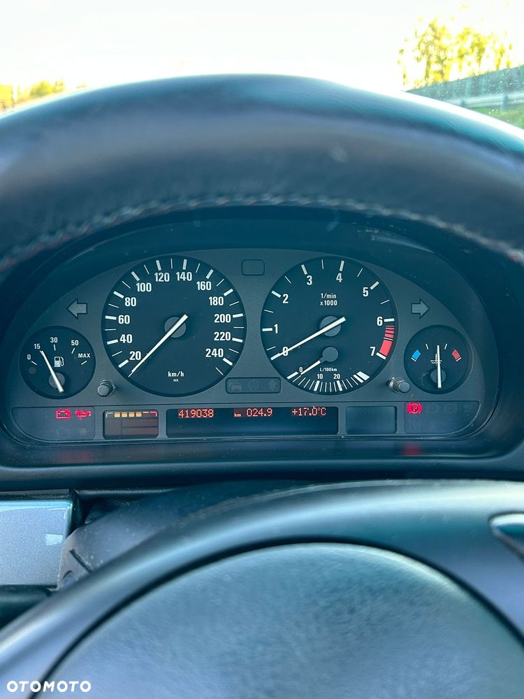 BMW Seria 5 525i - 18