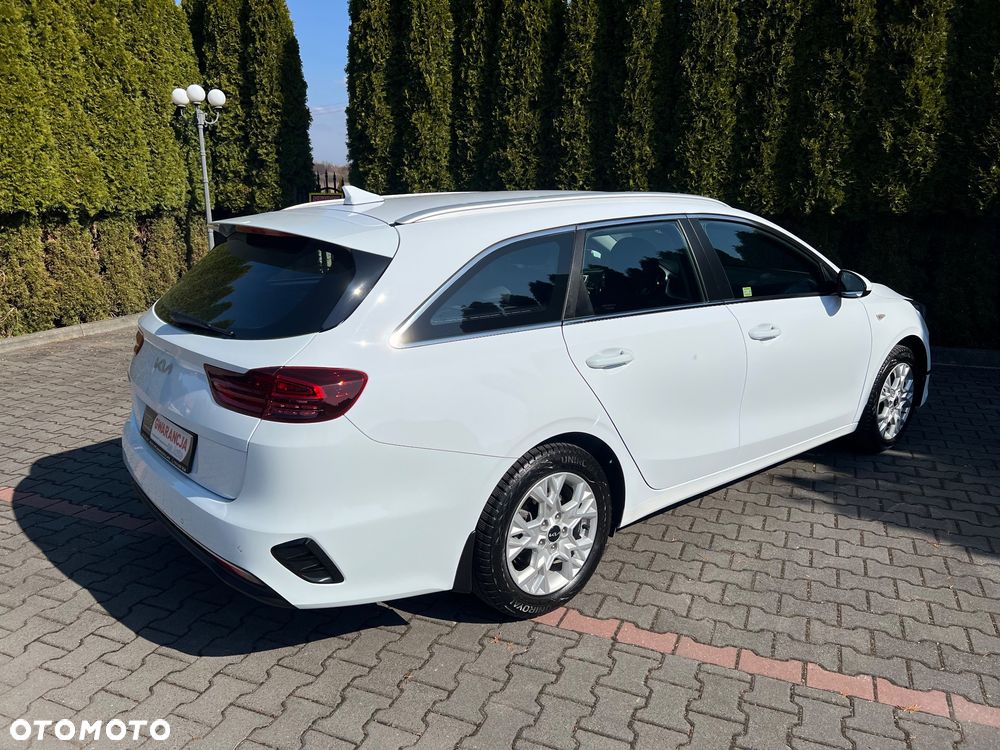 Kia Ceed 1.5 T-GDI M - 9