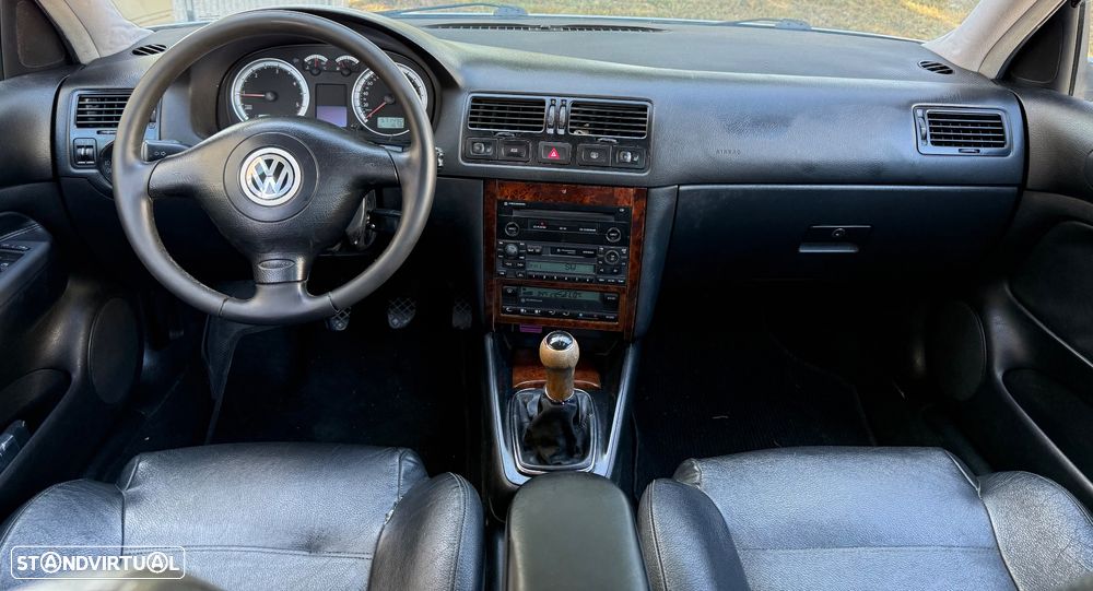 VW Bora 1.9 TDi Highline - 16