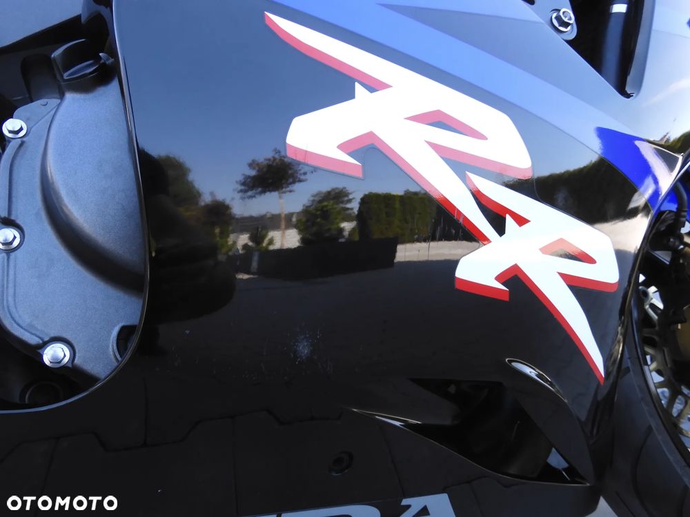 Honda CBR - 11