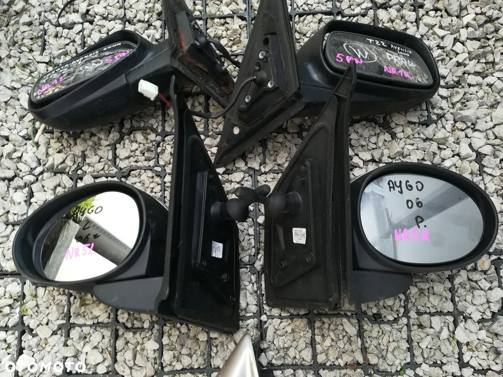 LUSTERKA PRAWE LEWE TOYOTA - 3