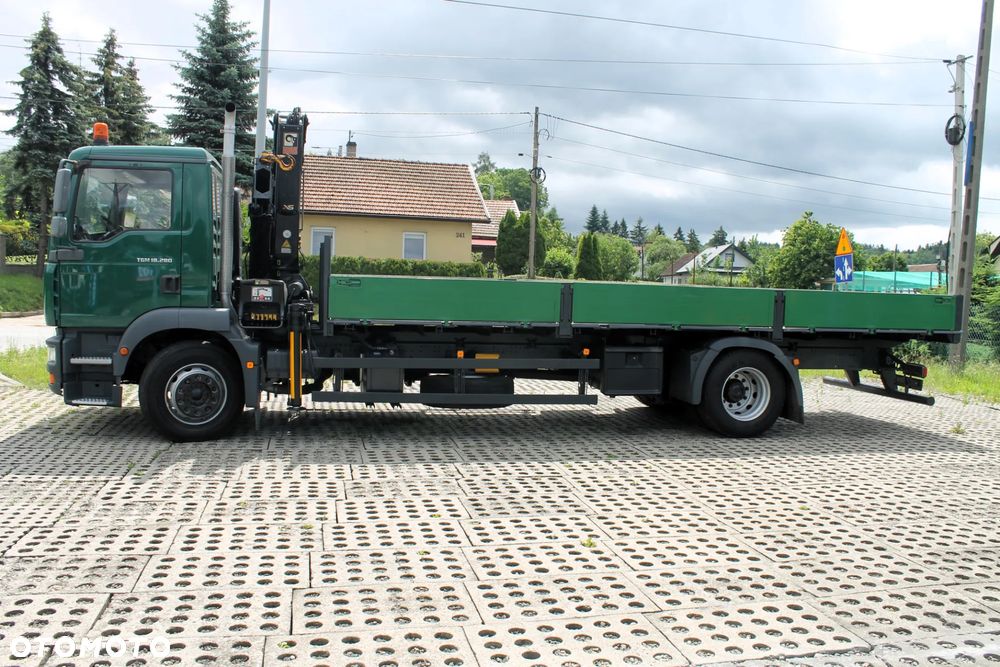 MAN TGM  18.280 żuraw hiab 122 skrzynia  7.2M - 10