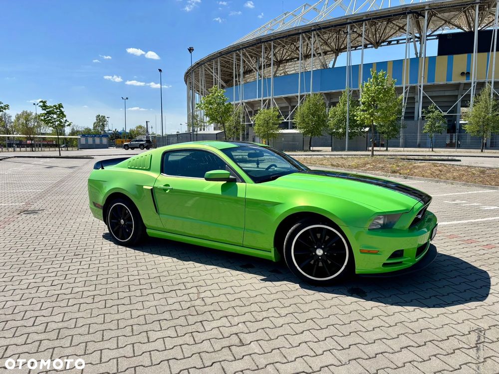Ford Mustang 3.7 V6 Premium - 17