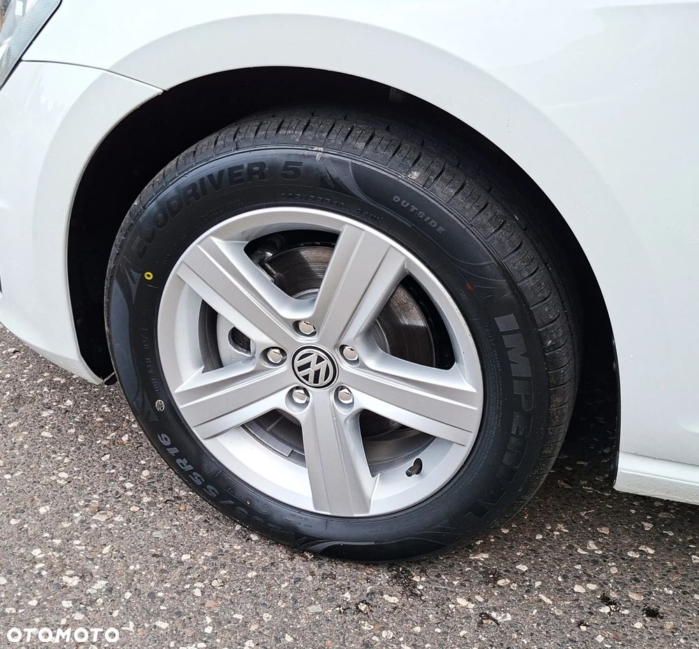 Volkswagen Golf 2.0 BlueTDI DSG Comfortline - 16