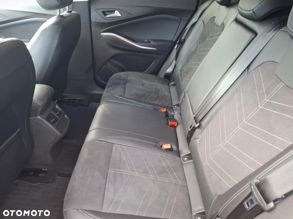 Opel Grandland X - 34