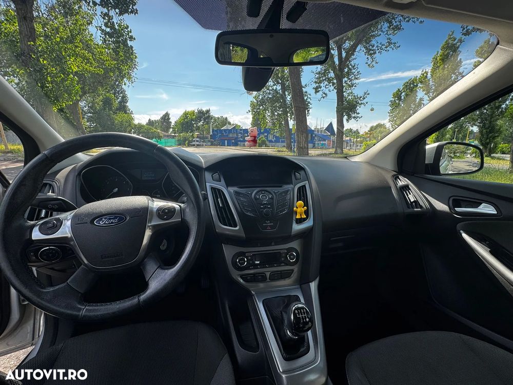 Ford Focus - 7
