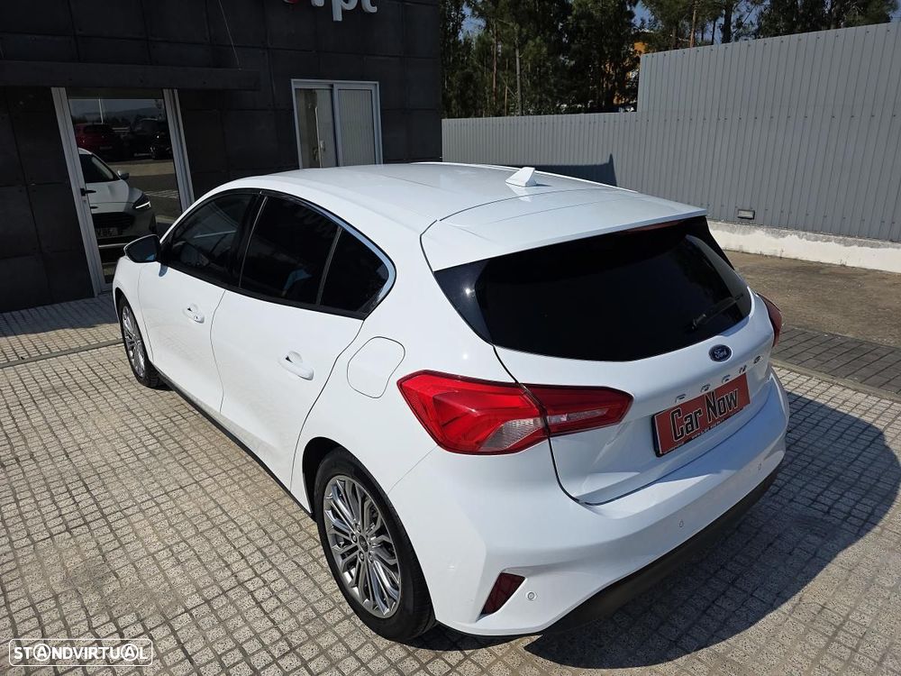 Ford Focus 1.0 EcoBoost Titanium - 11