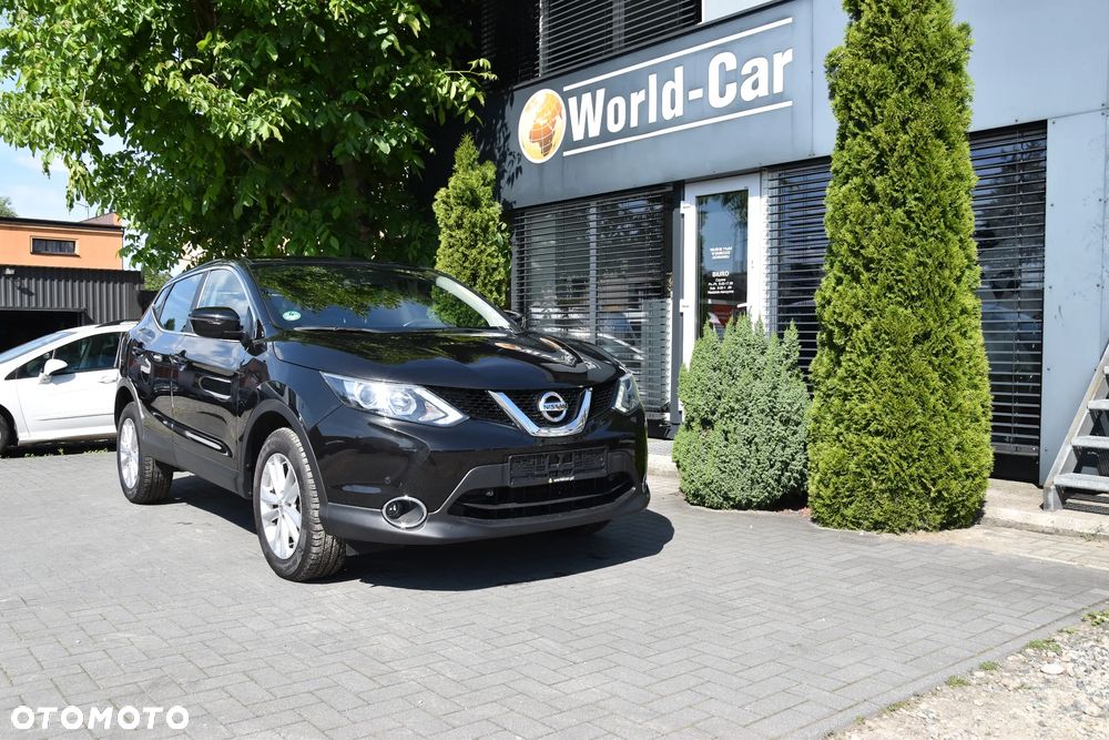 Nissan Qashqai 1.6 DIG-T Tekna - 1